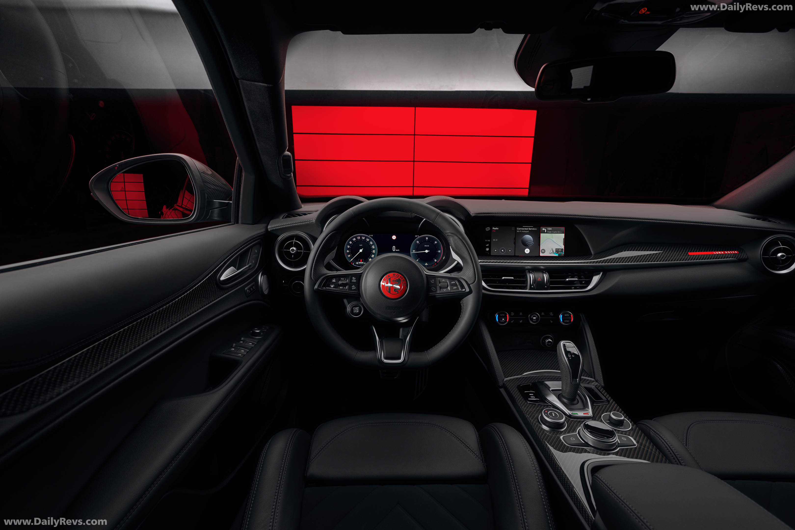 2027 Alfa Romeo Stelvio Luna Rossa Interior
